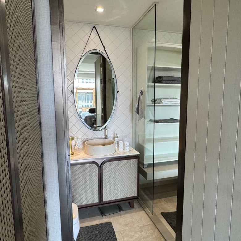 Beachfront Luxury Property Sale