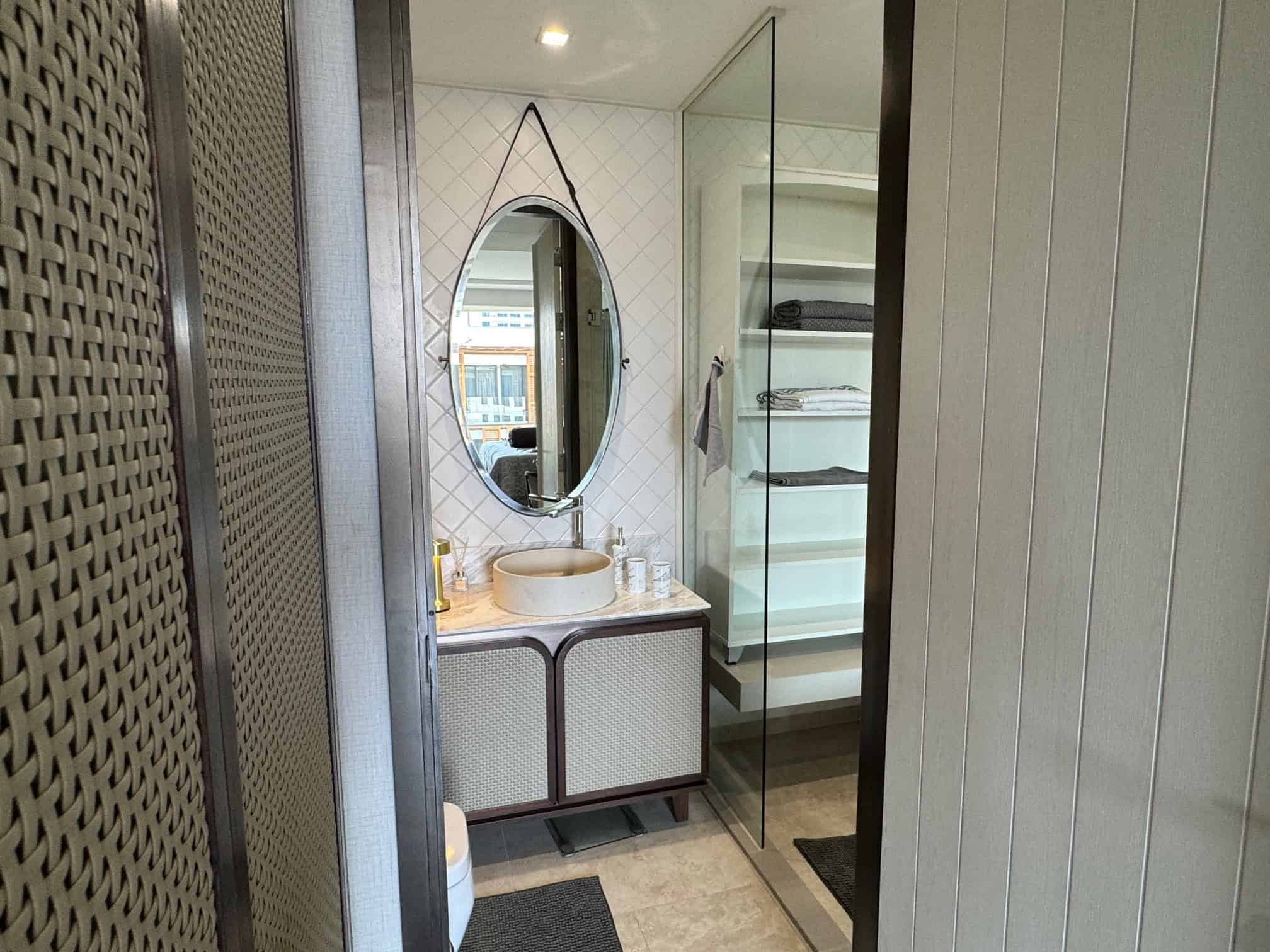 Beachfront Luxury Property Sale