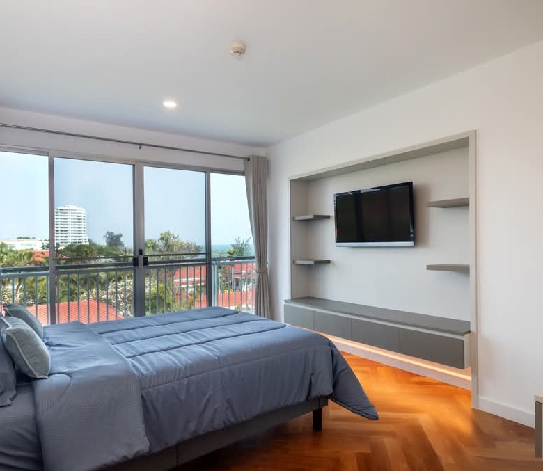 Attractive Beachfront Property Sales