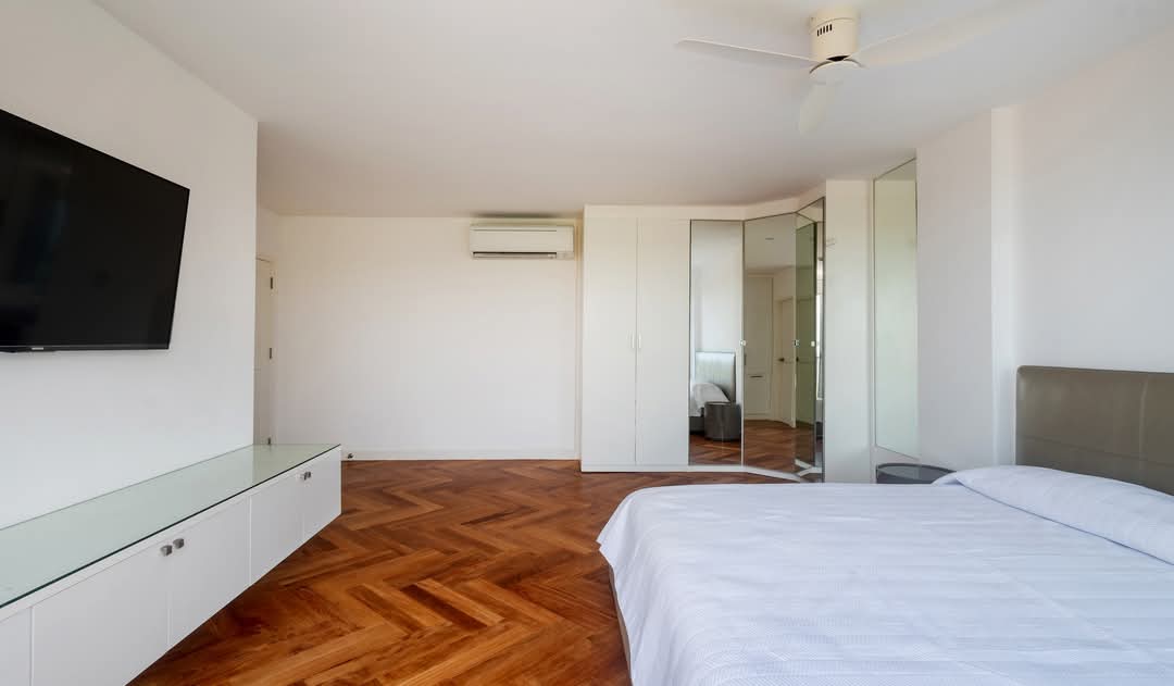 Exclusive Beachfront Condo Top Floor Hua Hin Captivating Seaside Condo Sales Area