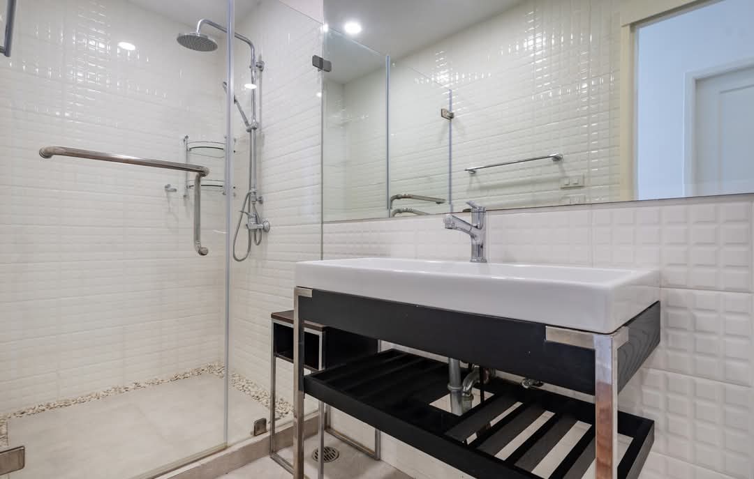 Mesmerizing Views Beachfront Condo Hua Hin Memorable Coastal Property Sales Spot