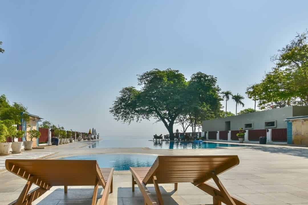 Spectacular Beachfront Condo Hua Hin Top Floor Premium Beachfront Sales Residence