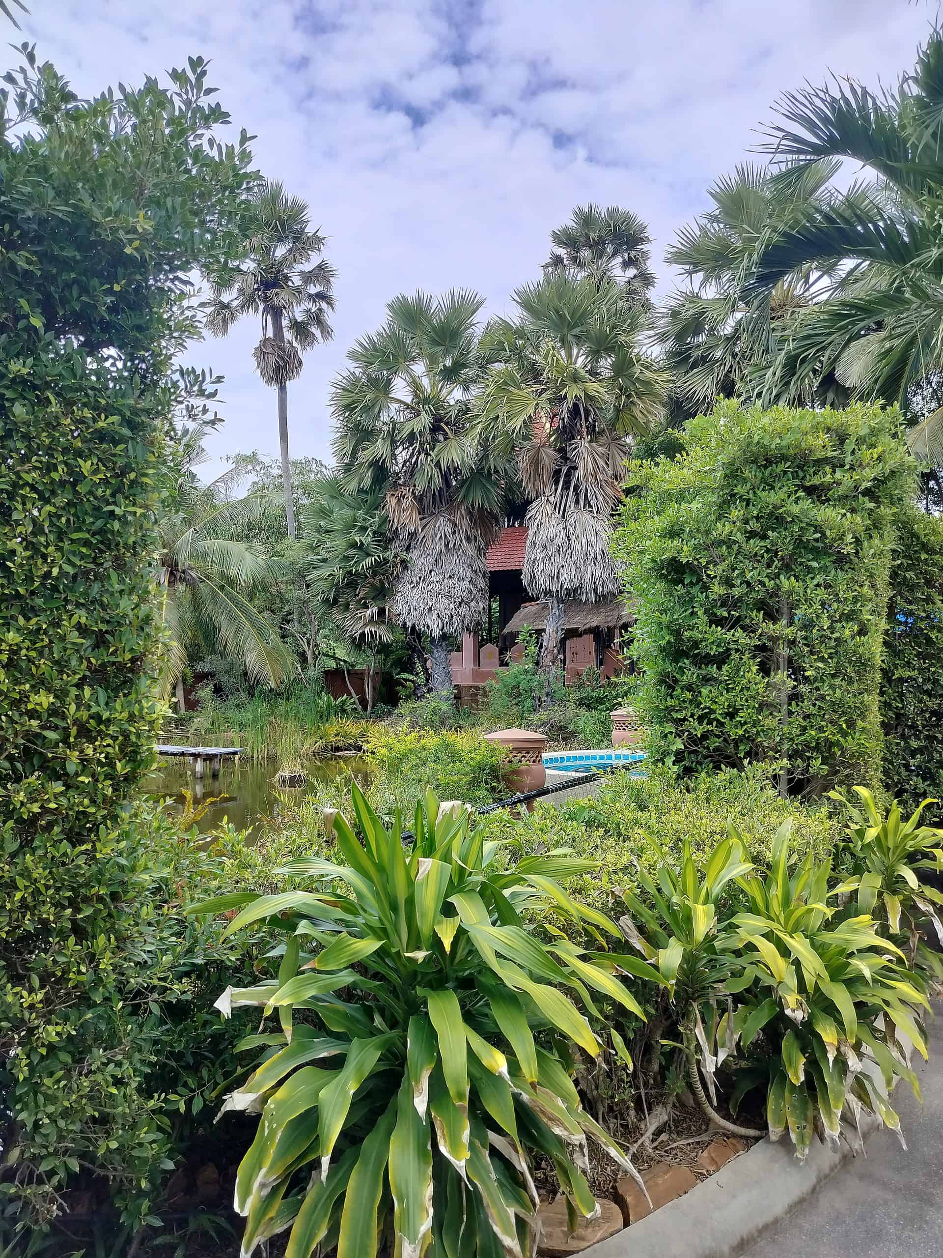 Four Bedroom Pool Villa Sale Classic Villa Sales Near Thailand