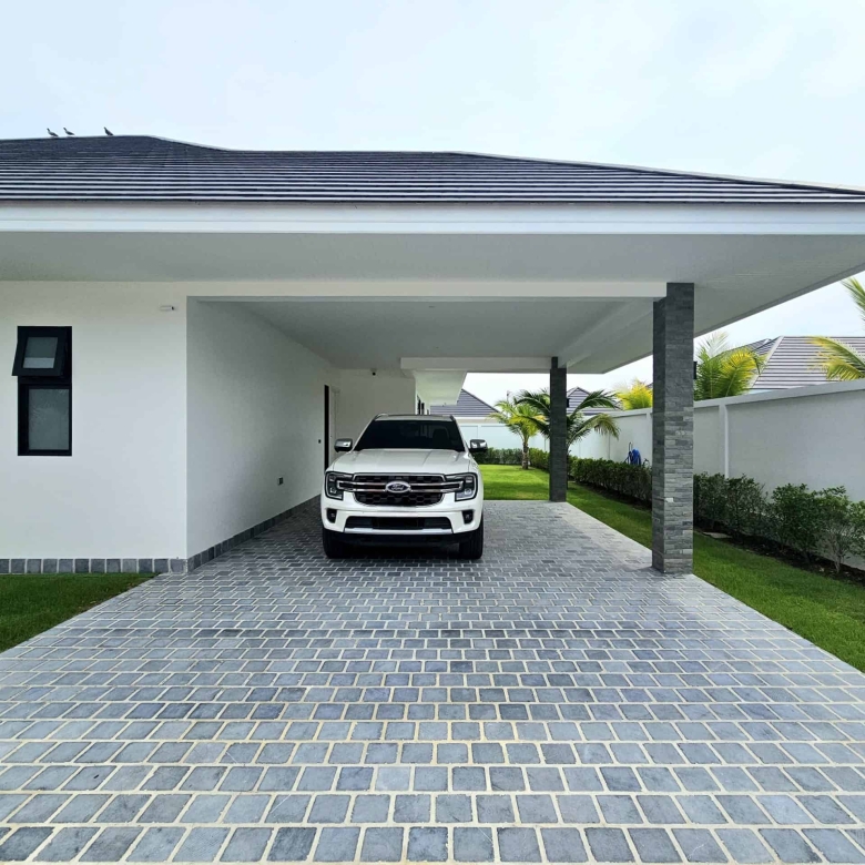 Gorgeous Villa Sales Hua Hin Soi 70