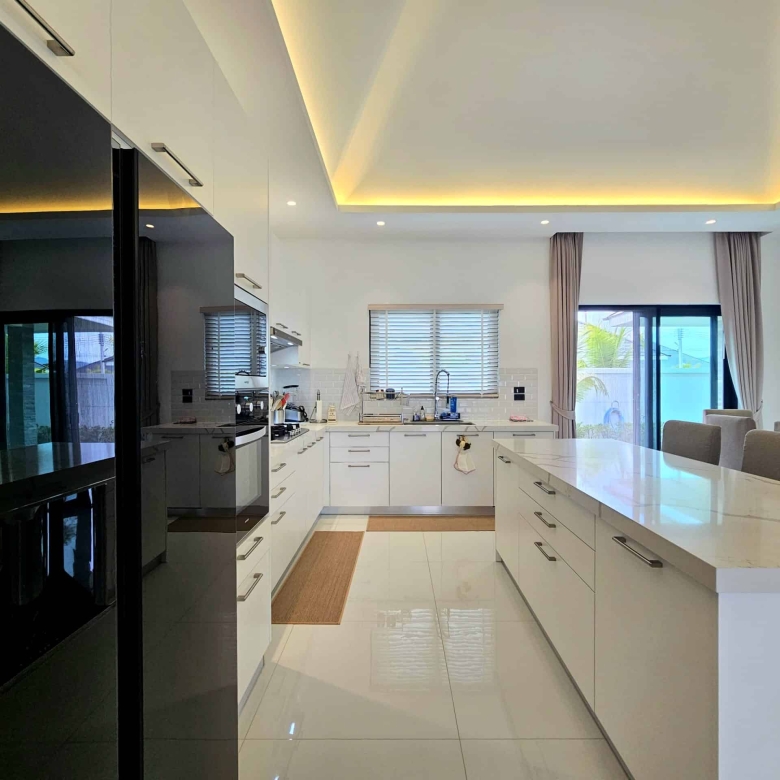 Top Villa Sales Hua Hin Soi 70