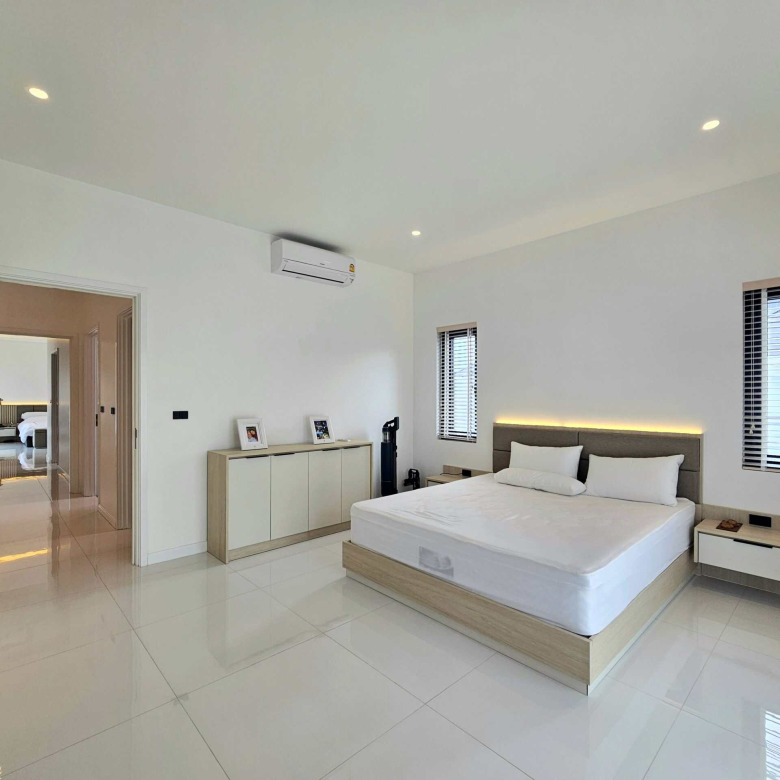 Ideal Pool Villa Sales Hua Hin
