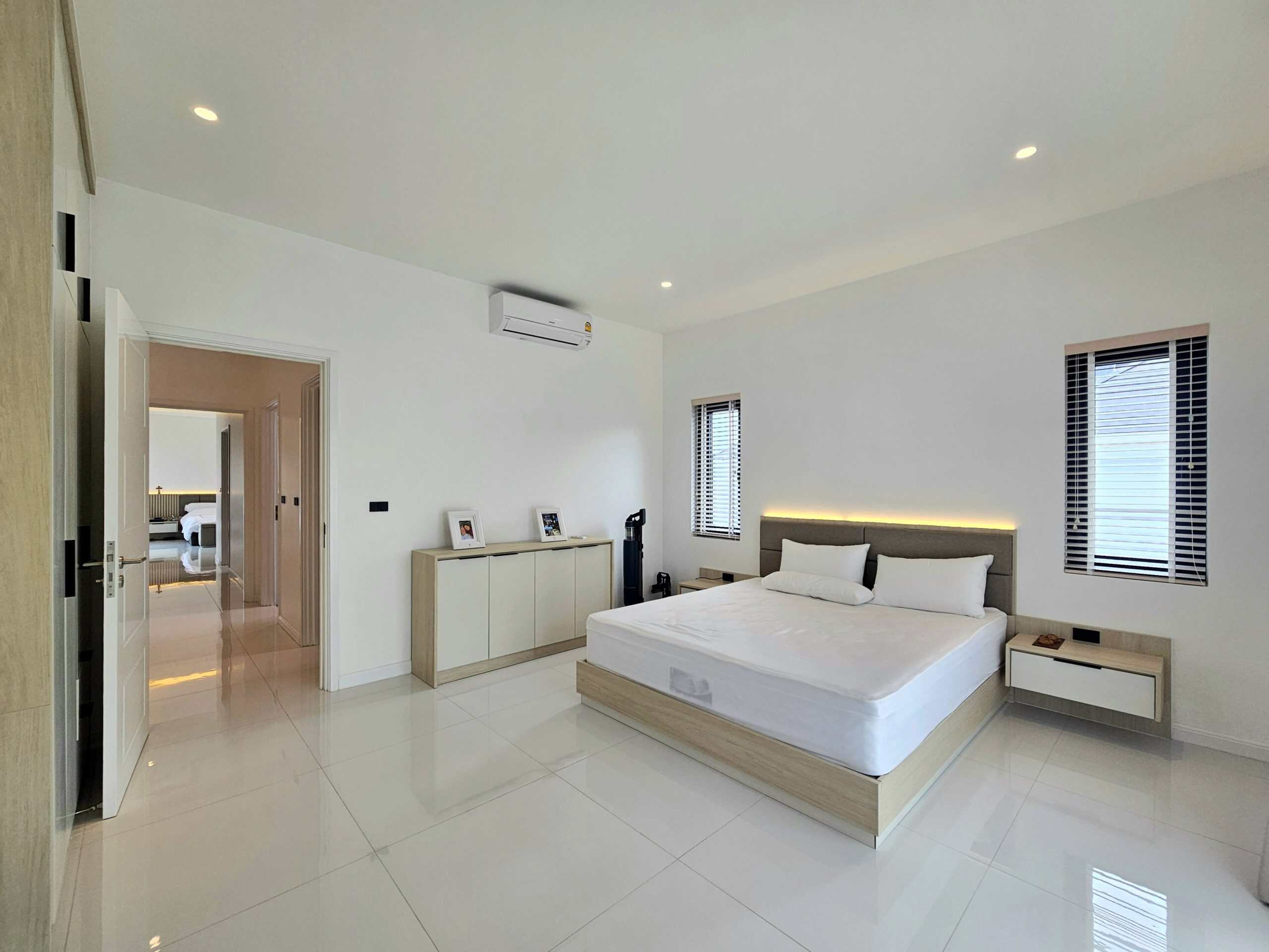 Ideal Pool Villa Sales Hua Hin