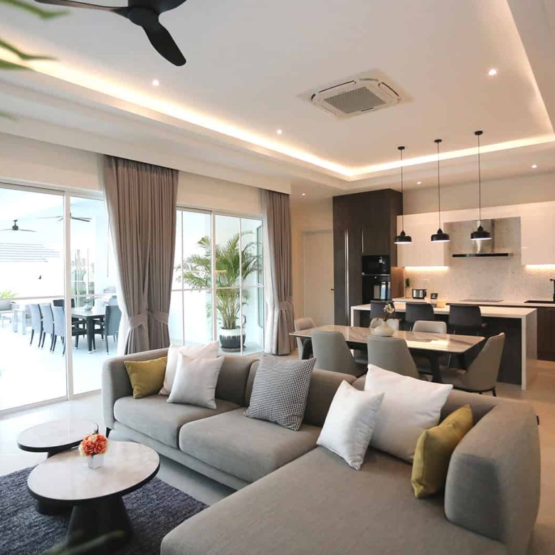 Charming Villa Lidia Spacious Living for Sale